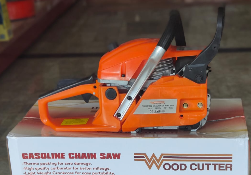 Gasoline Chain Saw