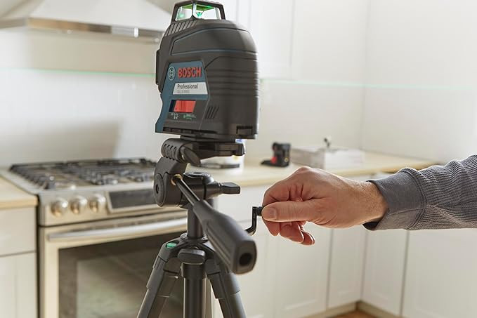 Bosch Compact Extendable Tripod with Adjustable Legs BT 150