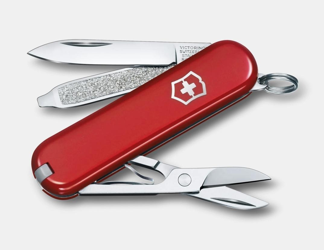 Victorinox Classic SD Style (color-red) 0.6223