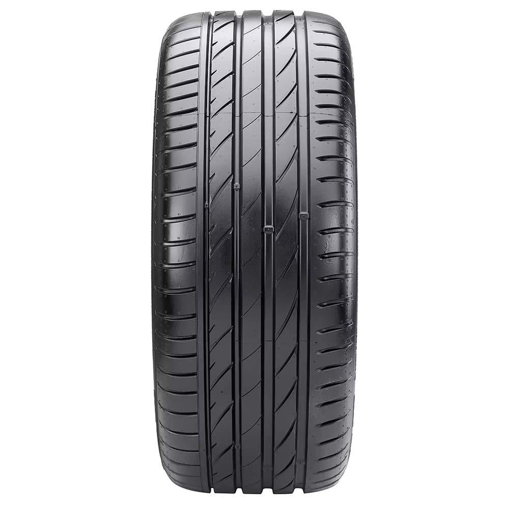 Maxxis 235/50-R19 Car Tyre