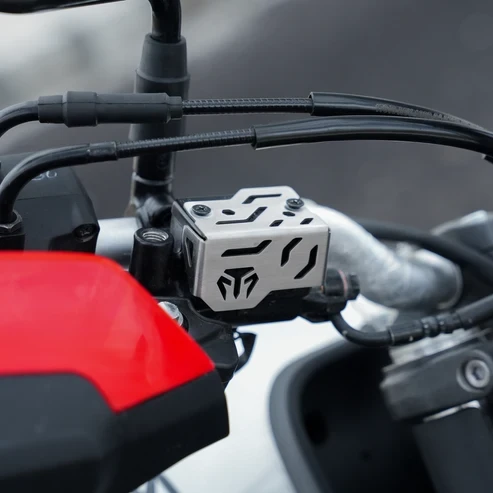 MOTO TORQUE FRONT MASTER CYLINDER GUARD SS FOR XPULSE 210