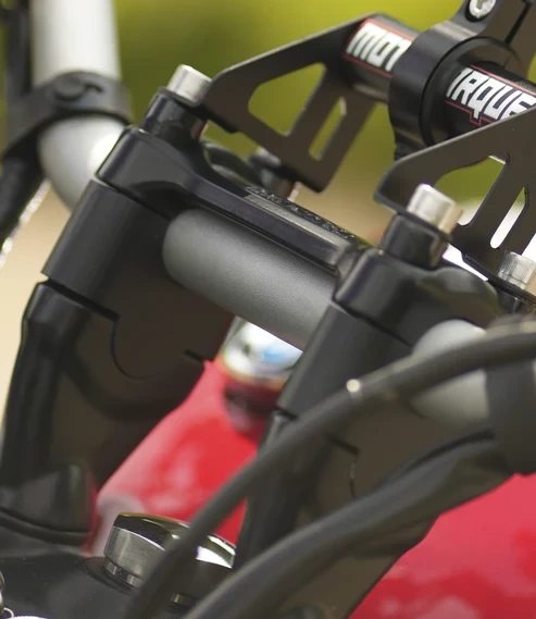 MOTO TORQUE HANDLEBAR RISER FOR TRIUMPH SCRAMBLER 400X